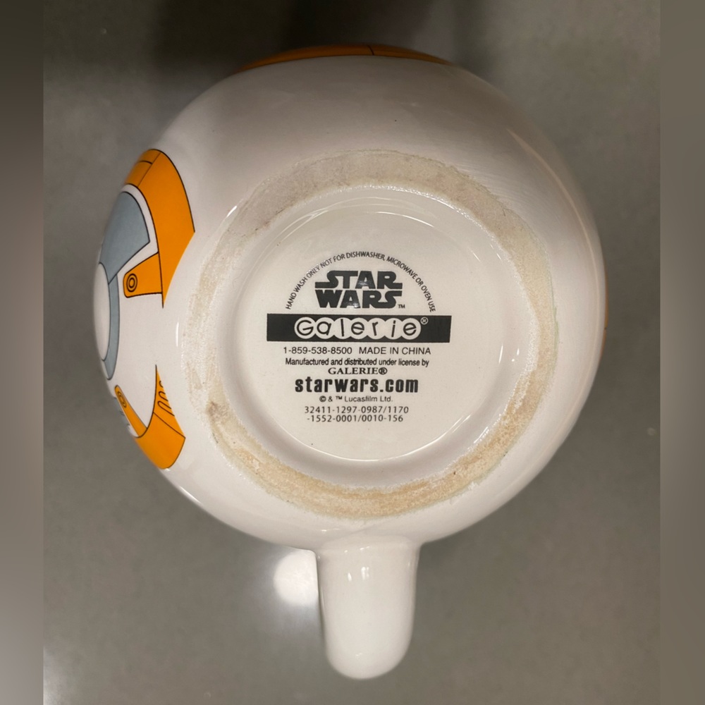 STAR WARS BB-8 Mug - Picture 6 of 6